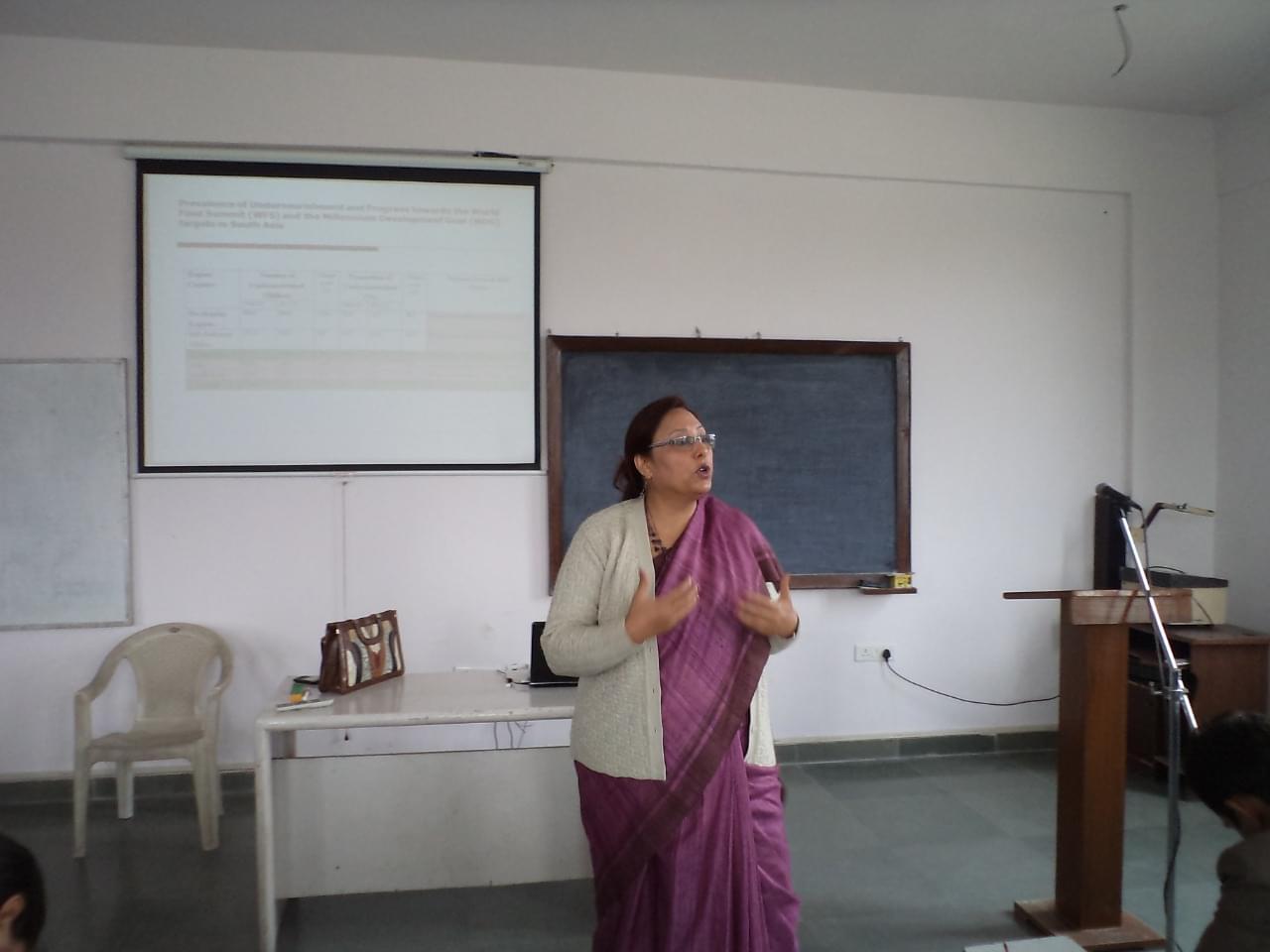 IIF College of Commerce and Management Studies Greater Noida Campus & Facilities photo 9